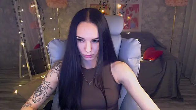 Snapshot of NicoleMerz chatting on 06-27-26, 06:13 NicoleMerz online show from 06-27-26, 06:13