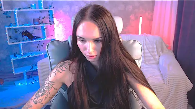 Snapshot of NicoleMerz chatting on 07-24-26, 10:30 NicoleMerz online show from 07-24-26, 10:30