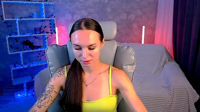 Snapshot of NicoleMerz chatting on 07-28-26, 07:39 NicoleMerz online show from 07-28-26, 07:39