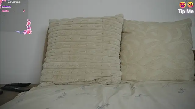 Sweetpussyhot  online show from 07-22-26, 09:12