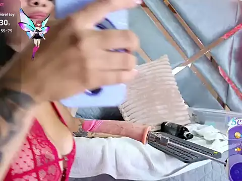 LalaVareela online show from 06-14-26, 08:00