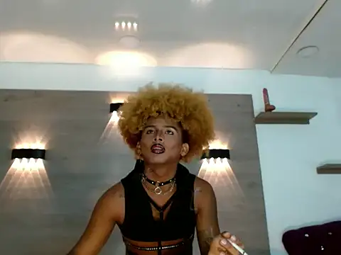 AshleySofiaThenison online show from 06-12-26, 03:05