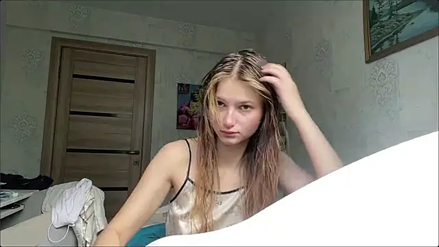 HeIen cute online show from 07-07-26, 06:16