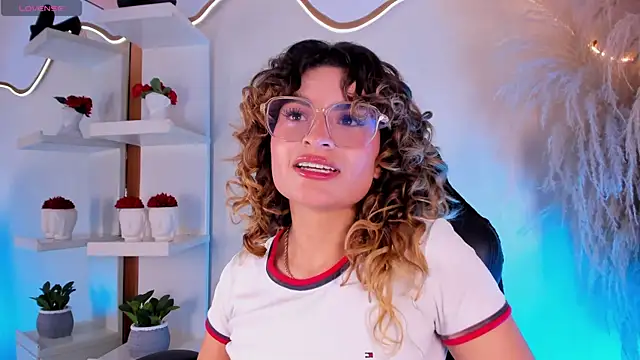 emilymjs  online show from 05-31-26, 04:09