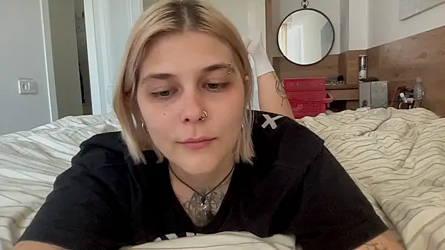 Ella Bloom online show from 07-11-26, 10:07
