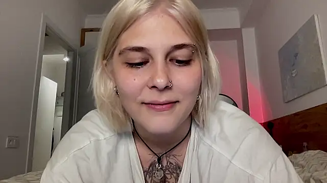 Ella Bloom online show from 07-12-26, 07:05
