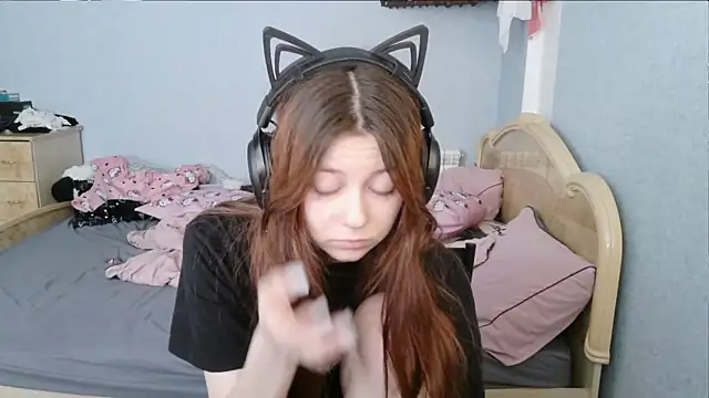 AlessiaViolet online show from 06-10-26, 10:14