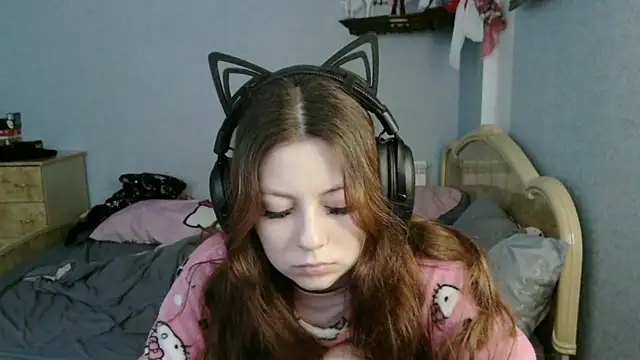 AlessiaViolet online show from 07-24-26, 11:30