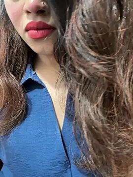 Snapshot of Yours_riya11 chatting on 07-03-26, 06:47 Yours riya11 online show from 07-03-26, 06:47