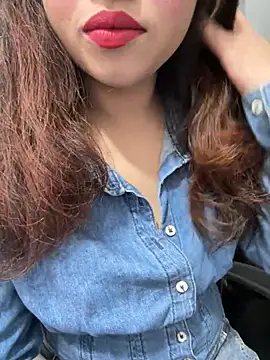 Snapshot of Yours_riya11 chatting on 07-19-26, 06:22 Yours riya11 online show from 07-19-26, 06:22