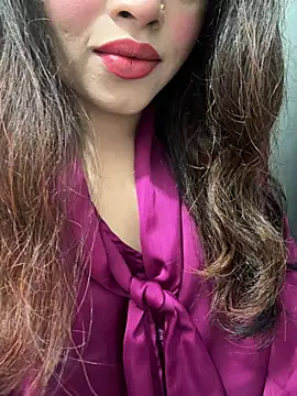 Snapshot of Yours_riya11 chatting on 07-27-26, 03:52 Yours riya11 online show from 07-27-26, 03:52