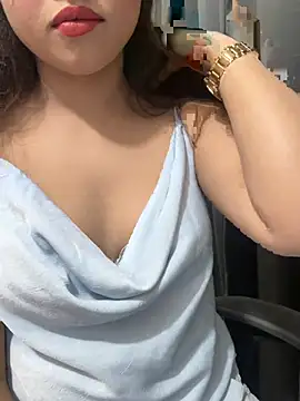 Snapshot of Yours_riya11 chatting on 07-28-26, 03:32 Yours riya11 online show from 07-28-26, 03:32