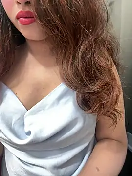 Snapshot of Yours_riya11 chatting on 07-28-26, 04:39 Yours riya11 online show from 07-28-26, 04:39