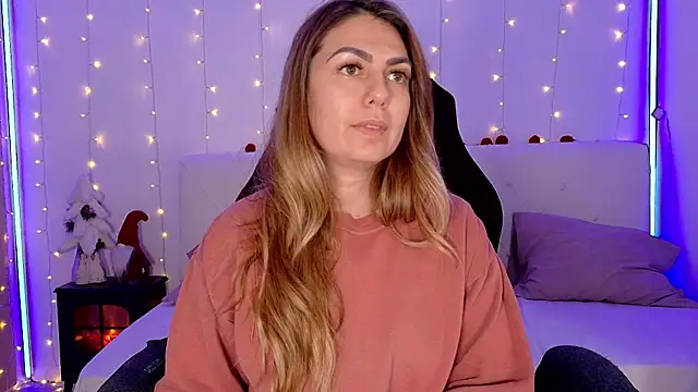 LindaWhite  online show from 12-14-25, 10:03