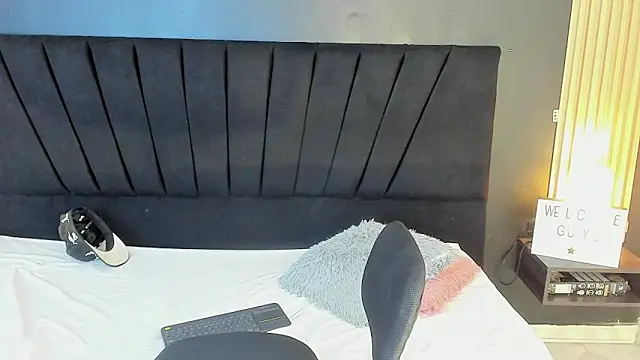 DILANX18 online show from 06-11-26, 12:32
