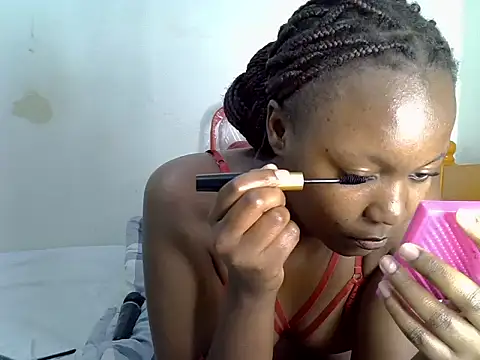 pretty lunaa online show from 06-11-26, 08:18