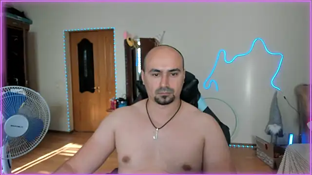 -SexyDaddy- online show from 06-19-26, 01:59