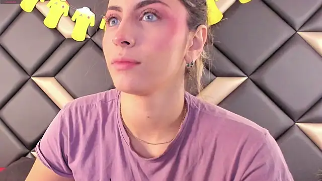 AdrianaHarlow online show from 07-19-26, 12:31