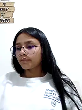 Sofielovee-01 online show from 06-10-26, 01:17