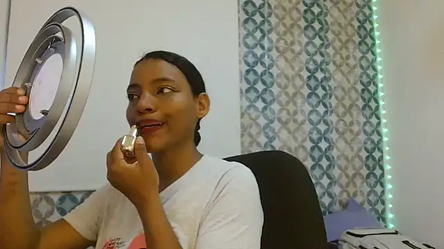 Isabellacarson online show from 07-25-26, 06:16