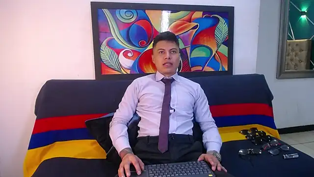 AquilesTaylor online show from 06-12-26, 12:37