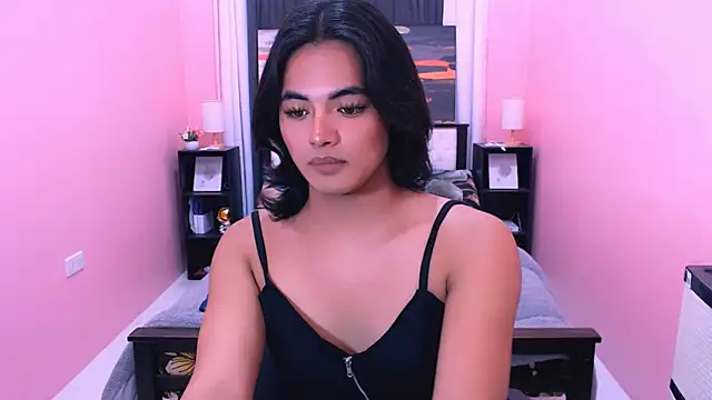 Snapshot of MiamoreAmara69 chatting on 06-15-26, 10:01 MiamoreAmara69 online show from 06-15-26, 10:01