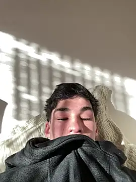 xxuserxx    online show from 06-28-26, 08:15
