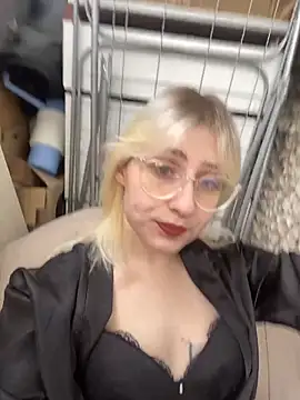 xp blondie online show from 06-05-26, 06:20