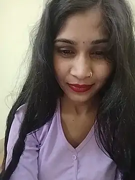 Naughty Kiara  online show from 07-28-26, 11:17