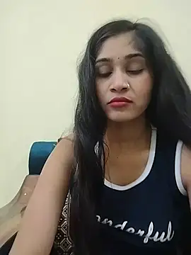 Naughty Kiara  online show from 07-30-26, 03:27