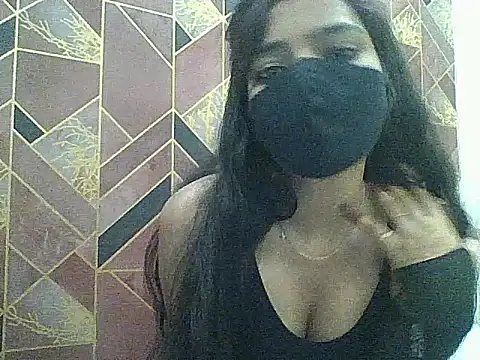 Snapshot of Hot-Roshni chatting on 06-14-26, 03:30 Hot-Roshni online show from 06-14-26, 03:30