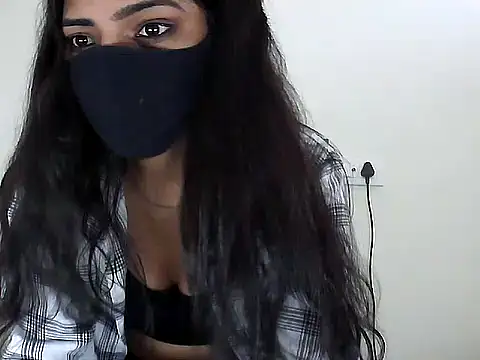 Snapshot of Hot-Roshni chatting on 07-17-26, 07:04 Hot-Roshni online show from 07-17-26, 07:04