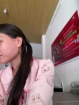 Snapshot of Miu_sexyy chatting on 07-03-26, 01:56 Miu sexyy online show from 07-03-26, 01:56