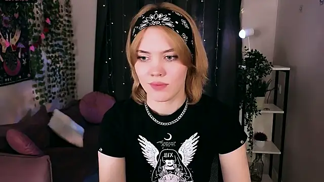 Milena Stasym online show from 06-17-26, 06:16