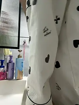 Xiao Mao meow online show from 06-20-26, 12:52