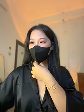 Linnacute22 online show from 07-18-26, 01:37