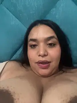 Snapshot of isisjhonson777 chatting on 06-10-26, 05:07 isisjhonson777 online show from 06-10-26, 05:07
