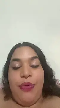 Snapshot of isisjhonson777 chatting on 06-28-26, 03:56 isisjhonson777 online show from 06-28-26, 03:56