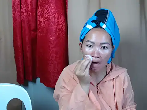 Snapshot of urpretty_hotmama chatting on 07-16-26, 06:08 urpretty hotmama online show from 07-16-26, 06:08