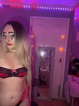 PrettyBarbiexx online show from 06-05-26, 07:41