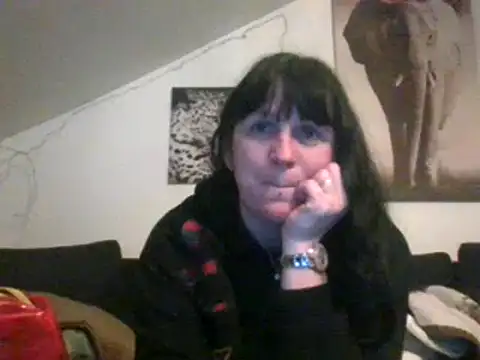 Snapshot of sexujuly88 chatting on 01-15-25, 10:24 sexujuly88 online show from 01-15-25, 10:24