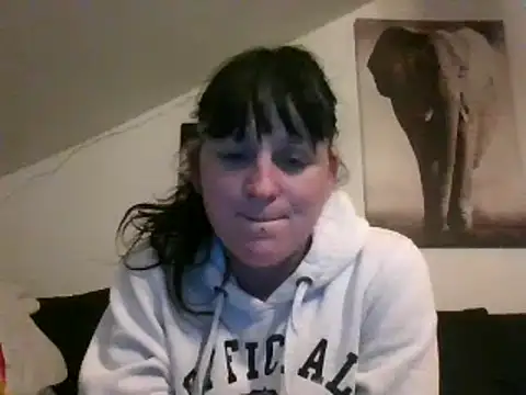 Snapshot of sexujuly88 chatting on 02-24-25, 09:31 sexujuly88 online show from 02-24-25, 09:31