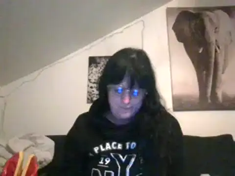 Snapshot of sexujuly88 chatting on 03-14-25, 10:27 sexujuly88 online show from 03-14-25, 10:27