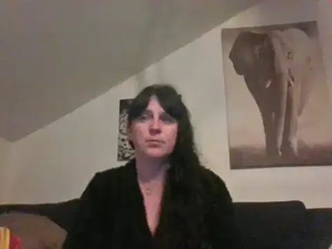 Snapshot of sexujuly88 chatting on 10-05-25, 08:40 sexujuly88 online show from 10-05-25, 08:40