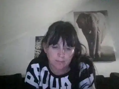 Snapshot of sexujuly88 chatting on 10-27-25, 10:25 sexujuly88 online show from 10-27-25, 10:25