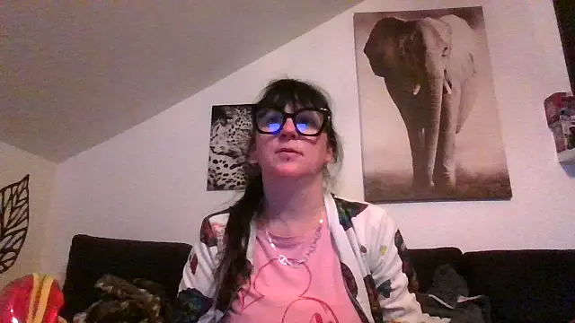 Snapshot of sexujuly88 chatting on 05-22-26, 09:53 sexujuly88 online show from 05-22-26, 09:53