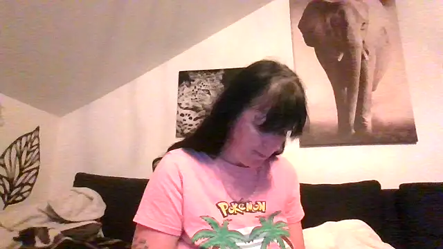 Snapshot of sexujuly88 chatting on 05-28-26, 09:23 sexujuly88 online show from 05-28-26, 09:23