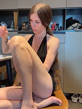 MissAndKiss online show from 06-13-26, 03:37