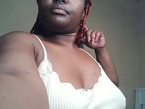Lillybee74 online show from 06-18-26, 08:13