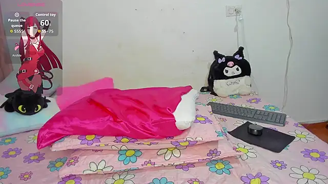 Snapshot of Sakura_moon_ chatting on 06-17-26, 12:35 Sakura moon online show from 06-17-26, 12:35